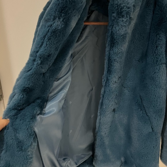 APPARIS classic Stella Coat Children's mid length faux fur jacket with collar - Picture 6 of 13